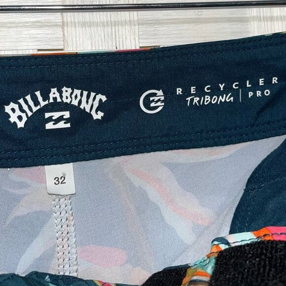 Billabong Mens Standard 4 Way Performance Stretch Tribong Pro Boardshort Size 32 - Picture 4 of 8